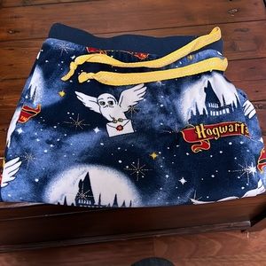 Harry Potter 3X sleepwear pants. Super soft and comfortable. Warn once / washed